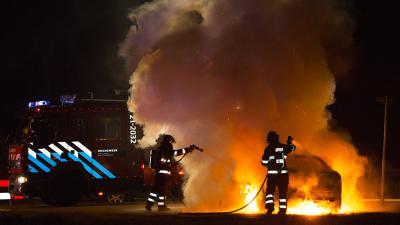 Foto van autobrand | Persburo Sander van Gils | www.persburausandervangils.nl