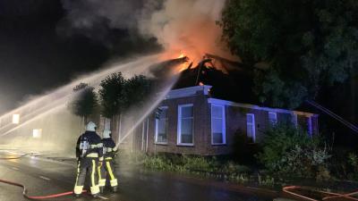 Brandweer blust brand