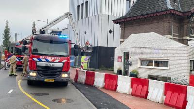 Hoogwerker ingezet bij blussen van brand