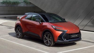 Nieuwe Premium-uitvoering geeft Toyota C-HR een nog gedurfdere stijl