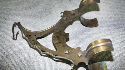 Antieke ornament lampenhouder | Politie
