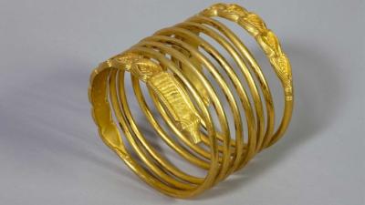 armband-goud-kunstroof-Drenthe armband-goud-kunstroof-Drenthe