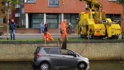 auto-water-hijsen