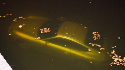 Dure Porsche kopje onder in Schiedam Dure Porsche kopje onder in Schiedam