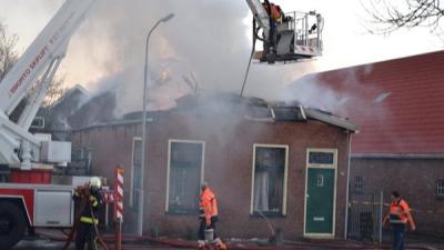 Woning gaat in vlammen op in Nieuwe Pekela 