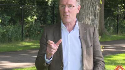 Hans van Breukelen stopt als technisch directeuir bij KNVB Hans van Breukelen stopt als technisch directeuir bij KNVB