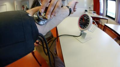 Vernauwde bloedvaten direct dotteren Vernauwde bloedvaten direct dotteren