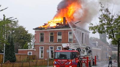 Uitslaande woningbrand in Veendam
