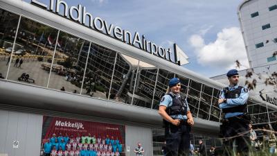 Marechaussees voor Eindhoven Airport Marechaussees voor Eindhoven Airport