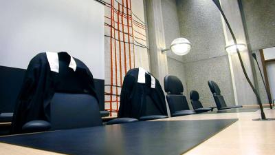 rechtbank-toga rechtbank-toga