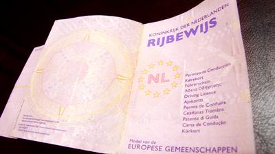 snelheidsduivel, inleveren, rijbewijs, kerstavond snelheidsduivel, inleveren, rijbewijs, kerstavond