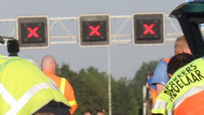 A1 richting Amsterdam dicht door eerder ongeval