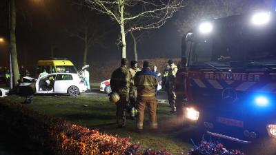 Zwaar beschadigde vluchtauto Zwaar beschadigde vluchtauto