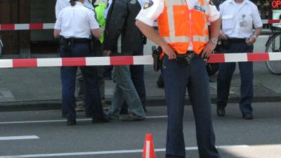 Politie lost waarschuwingsschoten bij aanhouding