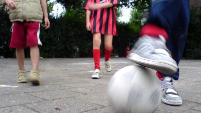 Ruim de helft van 4- tot 12-jarigen beweegt voldoende Ruim de helft van 4- tot 12-jarigen beweegt voldoende