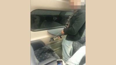 Treinplasser: Het was een flesje water Treinplasser: Het was een flesje water