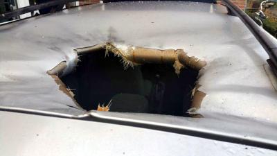 Zwaar vuurwerk slaat krater in auto in IJsselstein