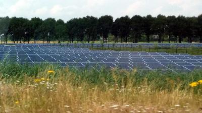 zonnepanelen-snelweg zonnepanelen-snelweg